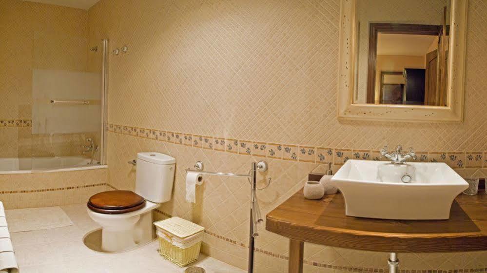 Hotel Rural Candela Y Plata Puerto de Béjar Esterno foto
